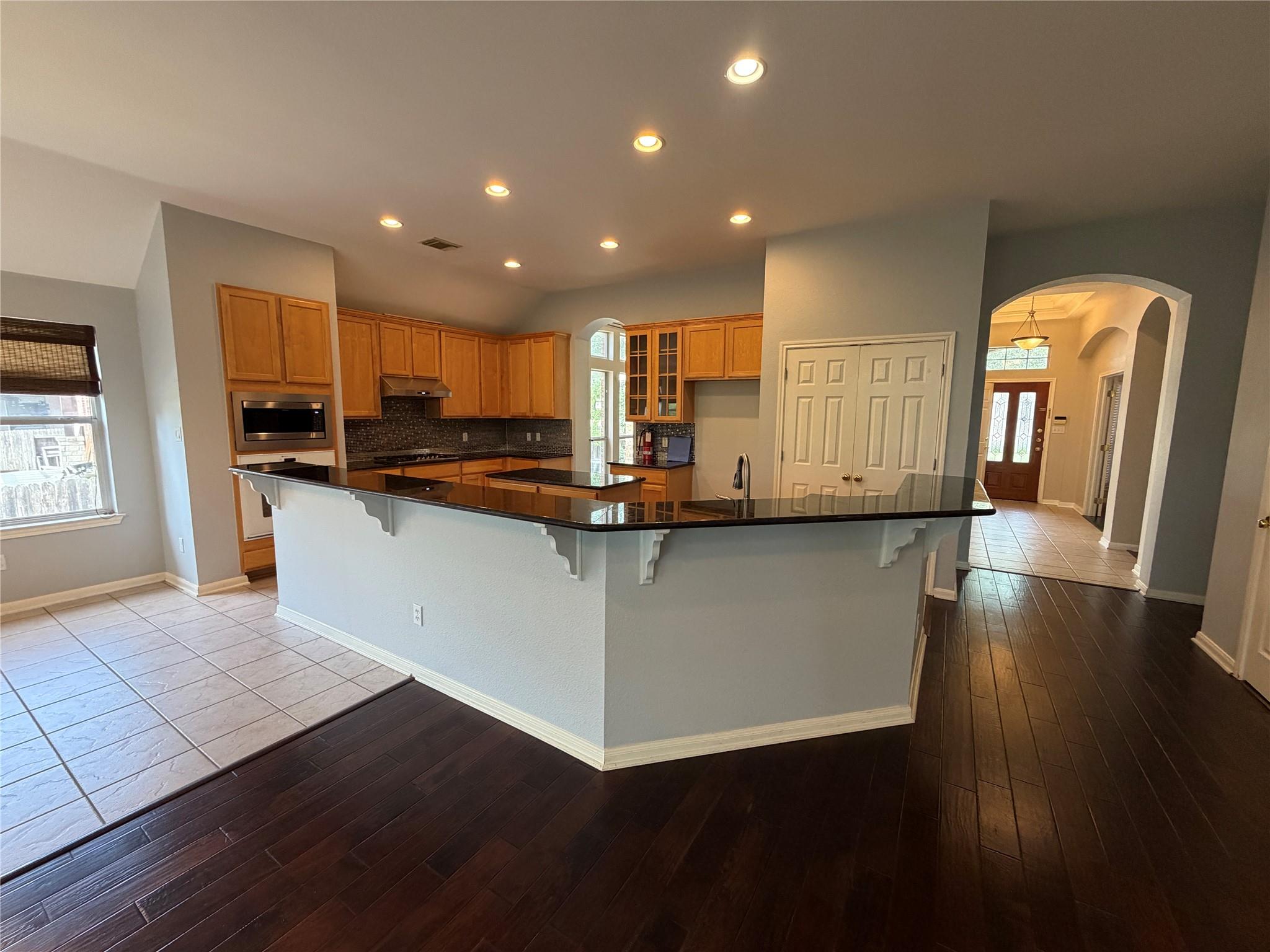 8413 Sea Ash CIR
