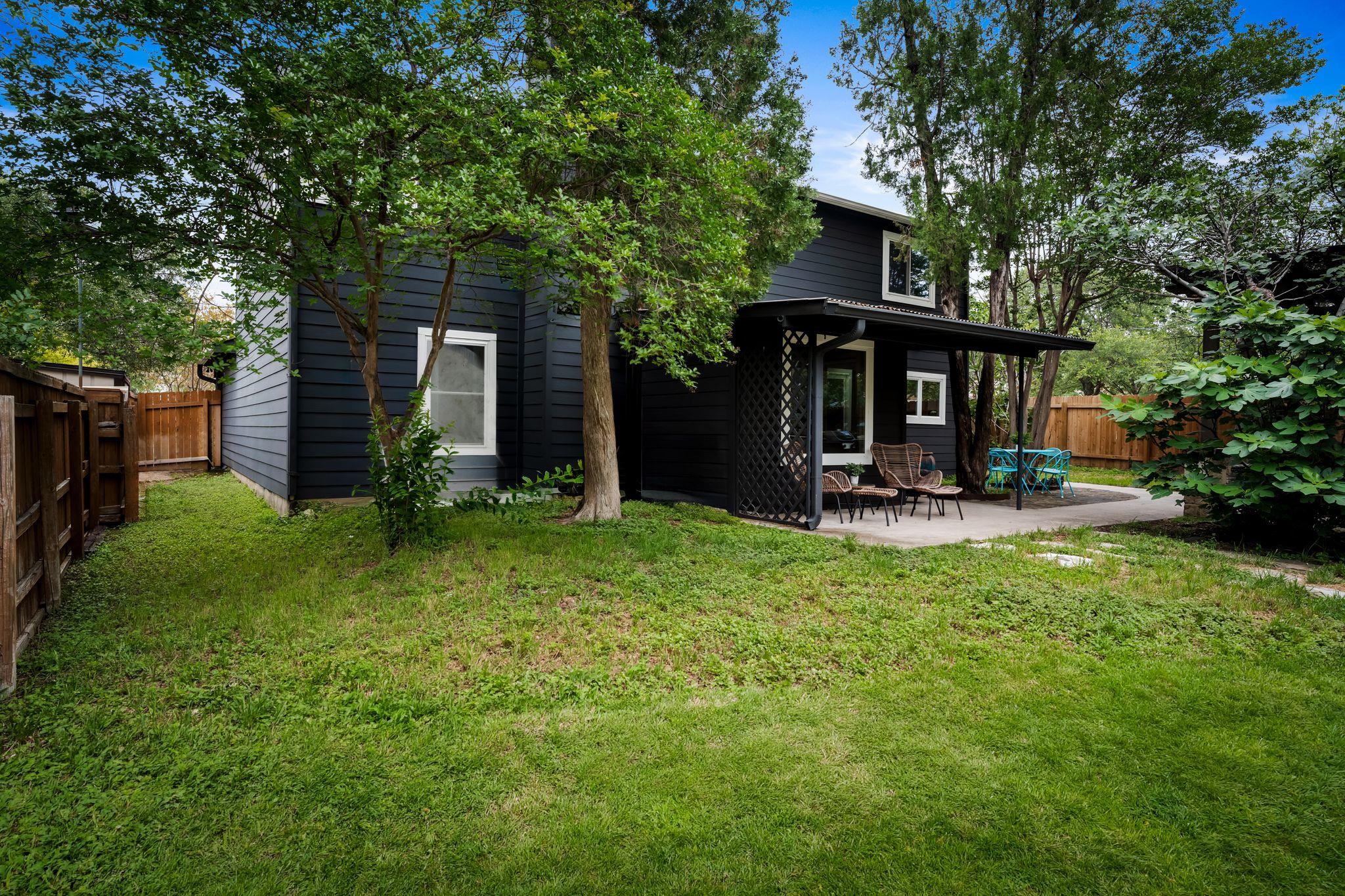 11600 Parkfield DR