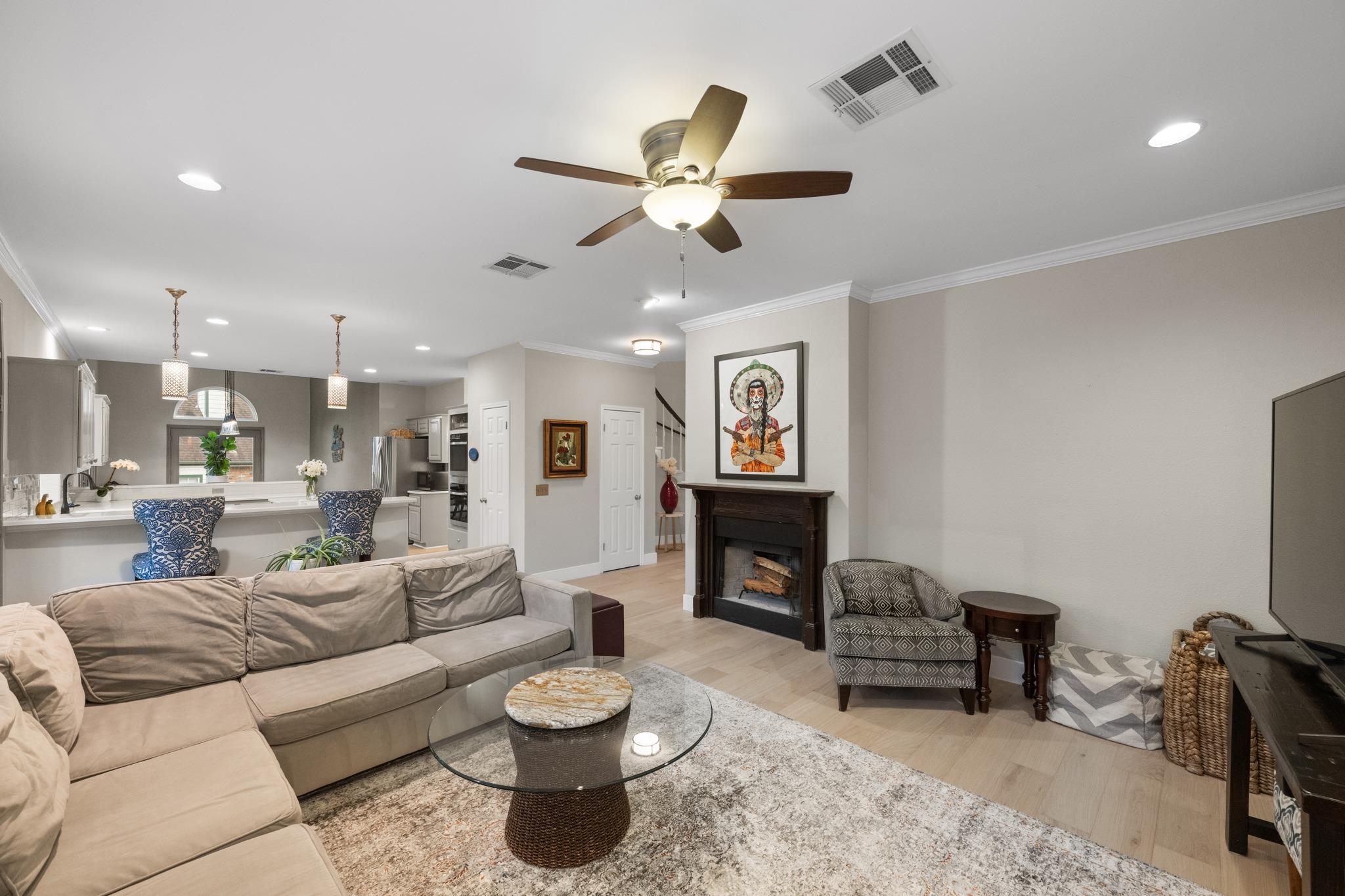 10080 Circleview DR