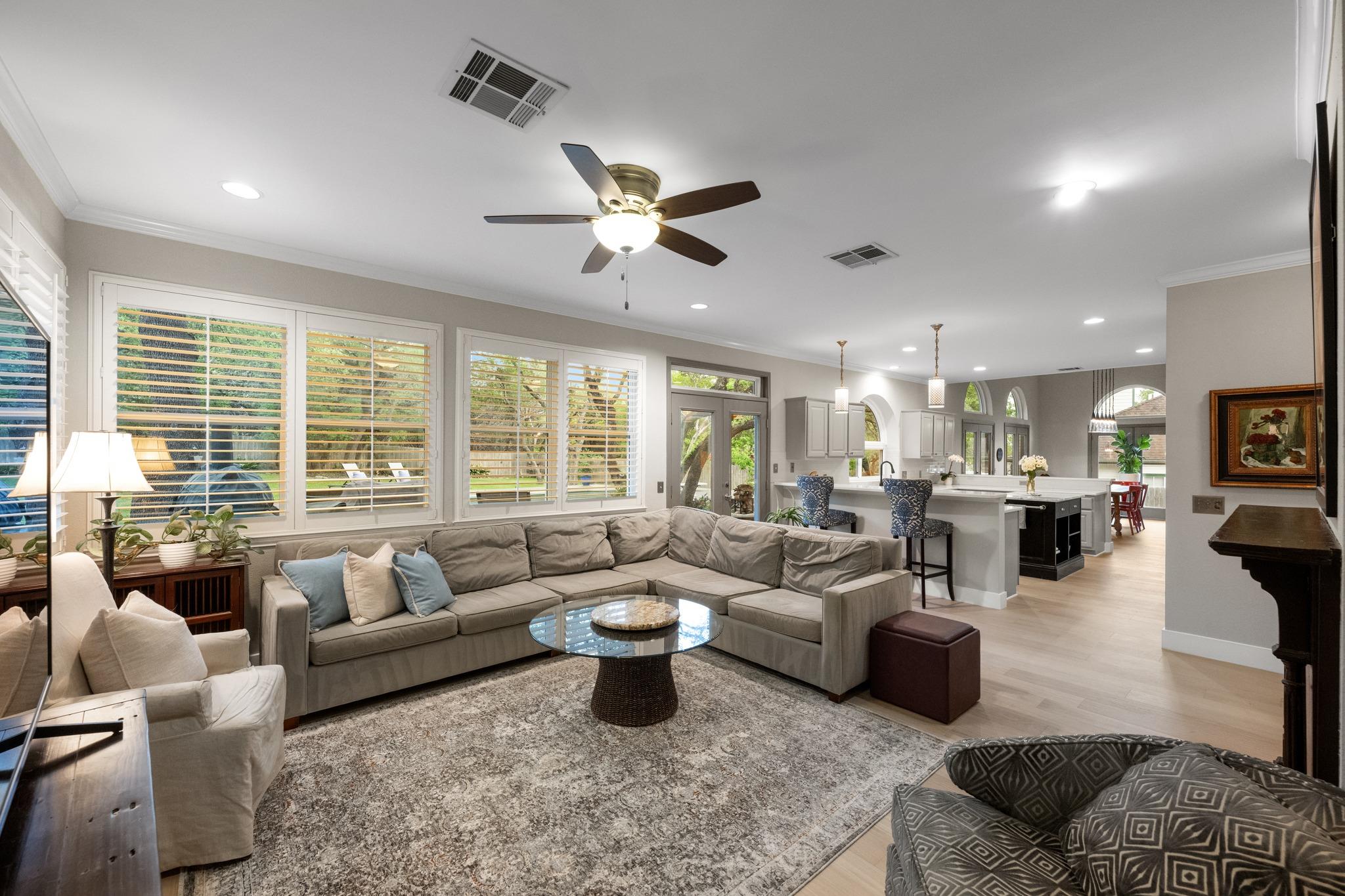 10080 Circleview DR