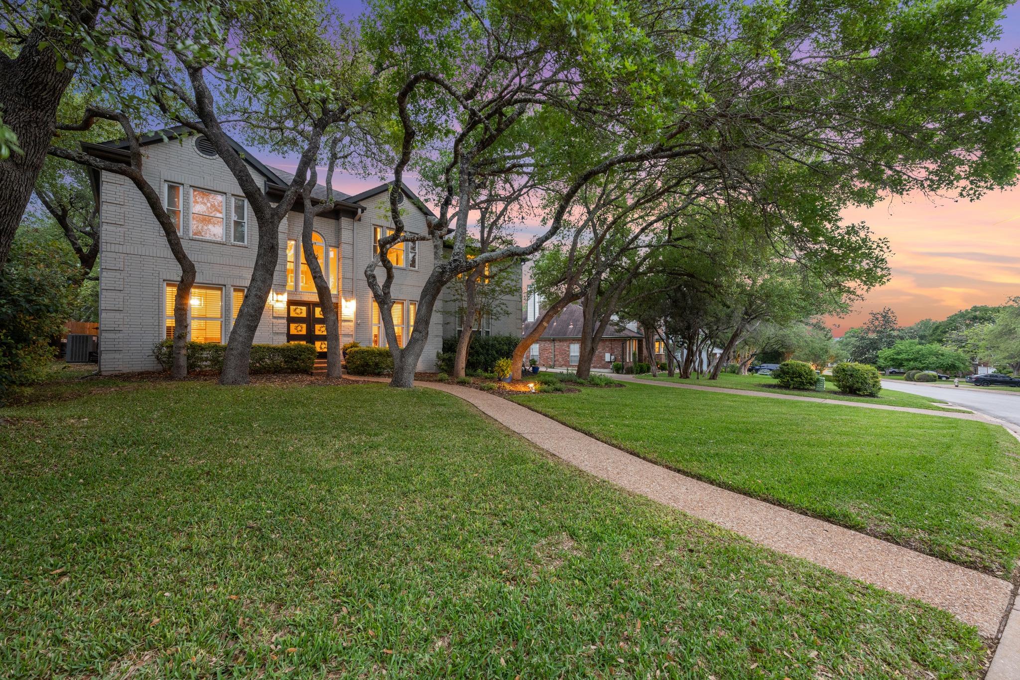 10080 Circleview DR