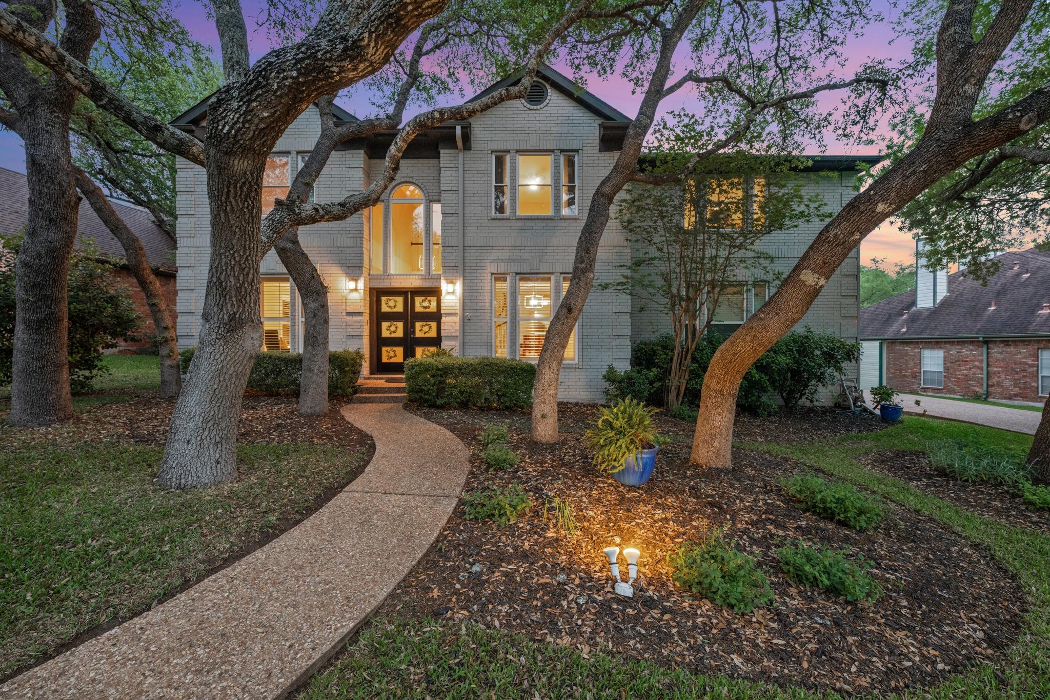 10080 Circleview DR