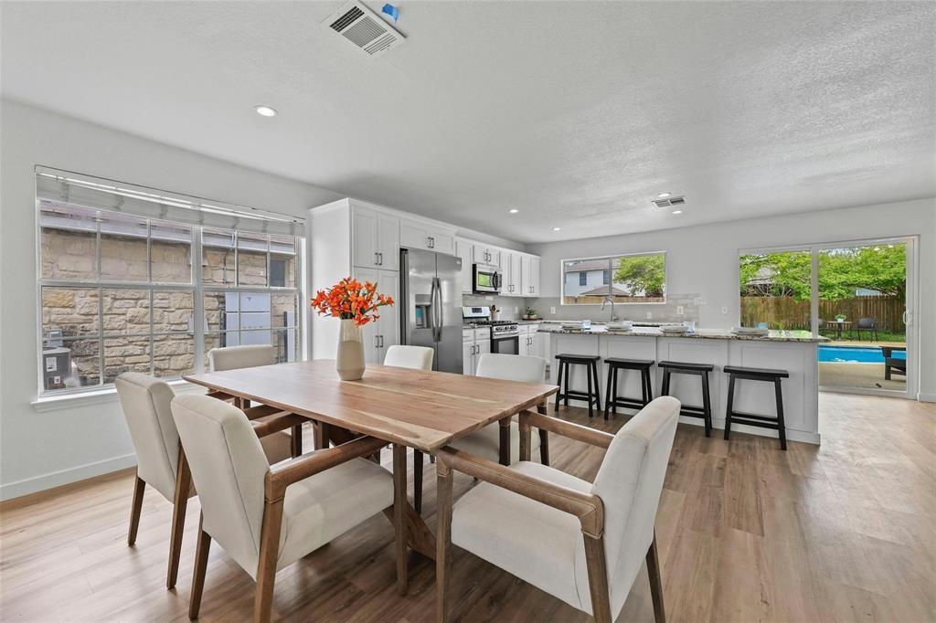 3603 Windhill LOOP
