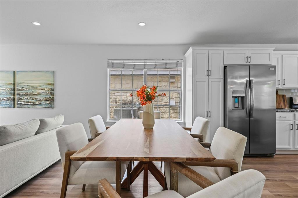 3603 Windhill LOOP