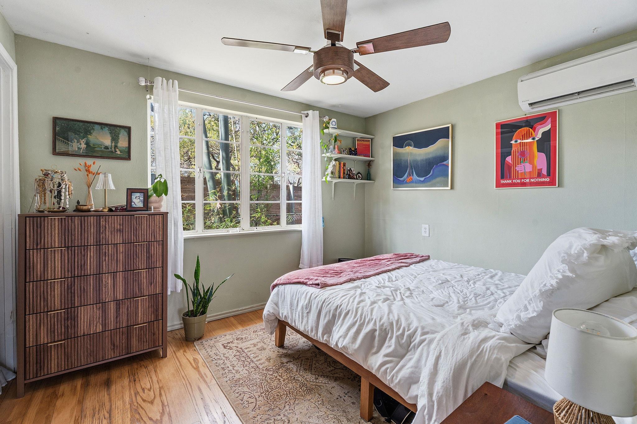 1112 Mission RDG