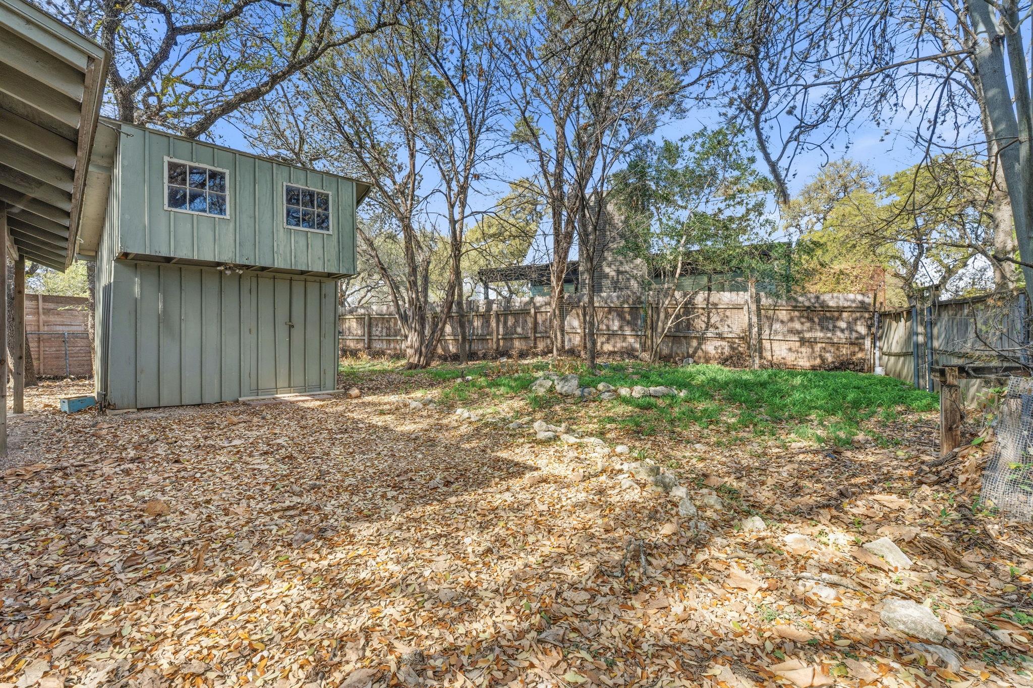 1112 Mission RDG