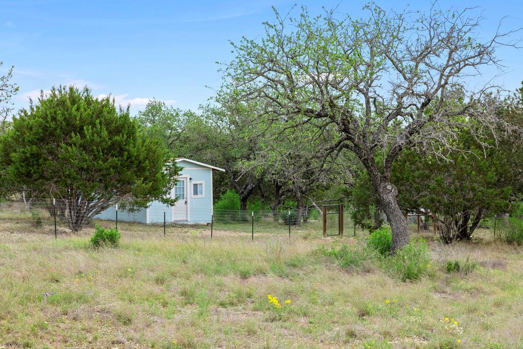 107 Estates DR