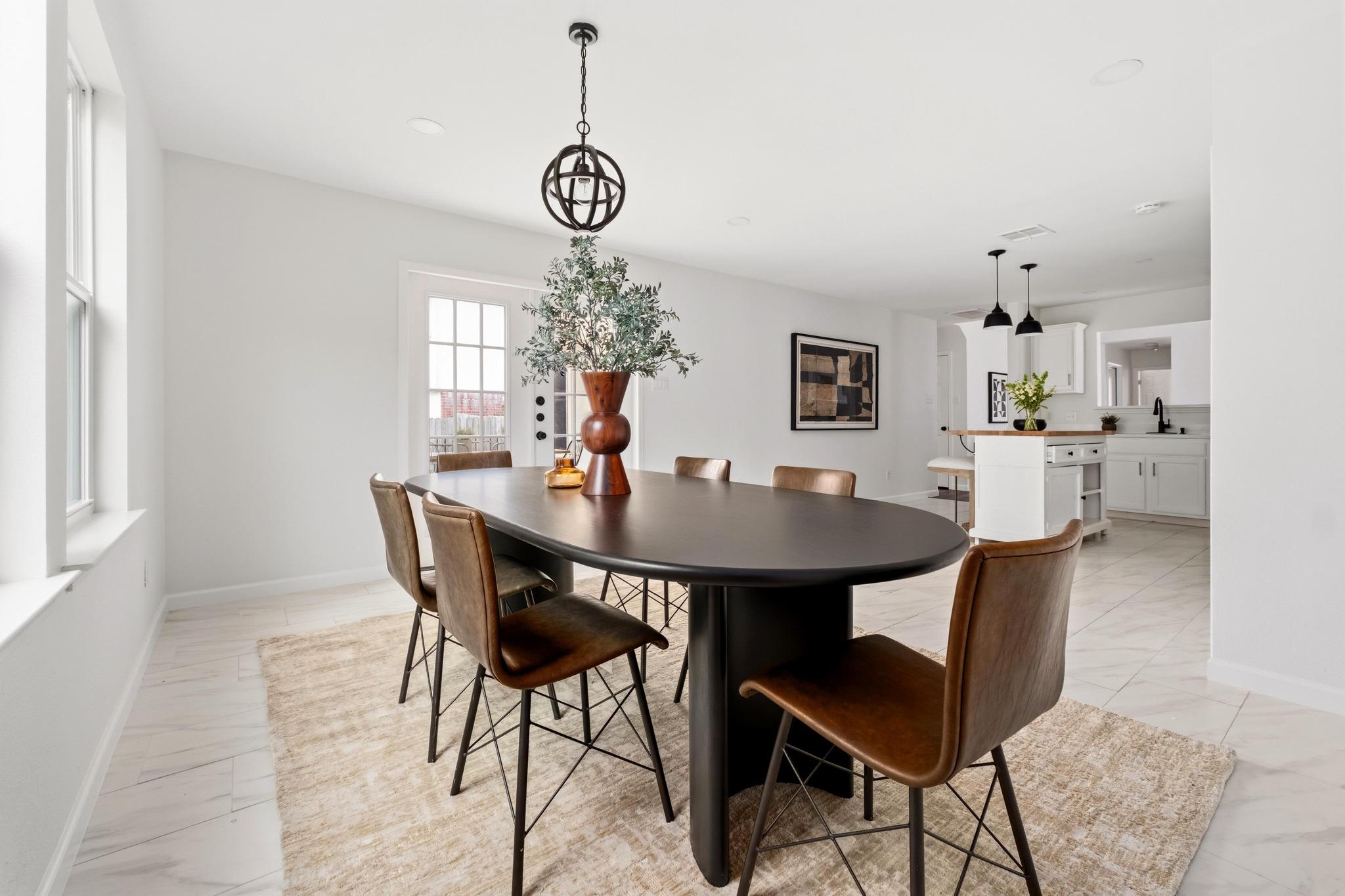 11207 Canterbury Tales LN