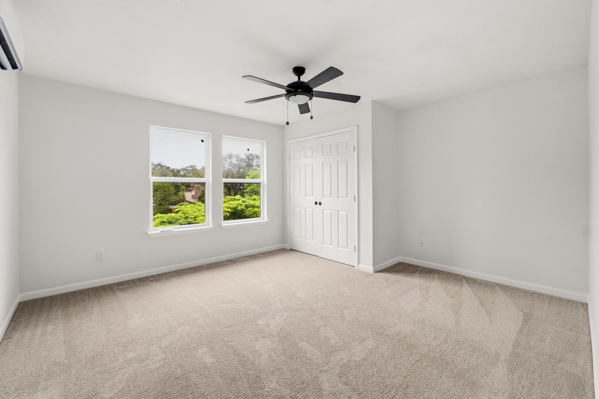 11207 Canterbury Tales LN