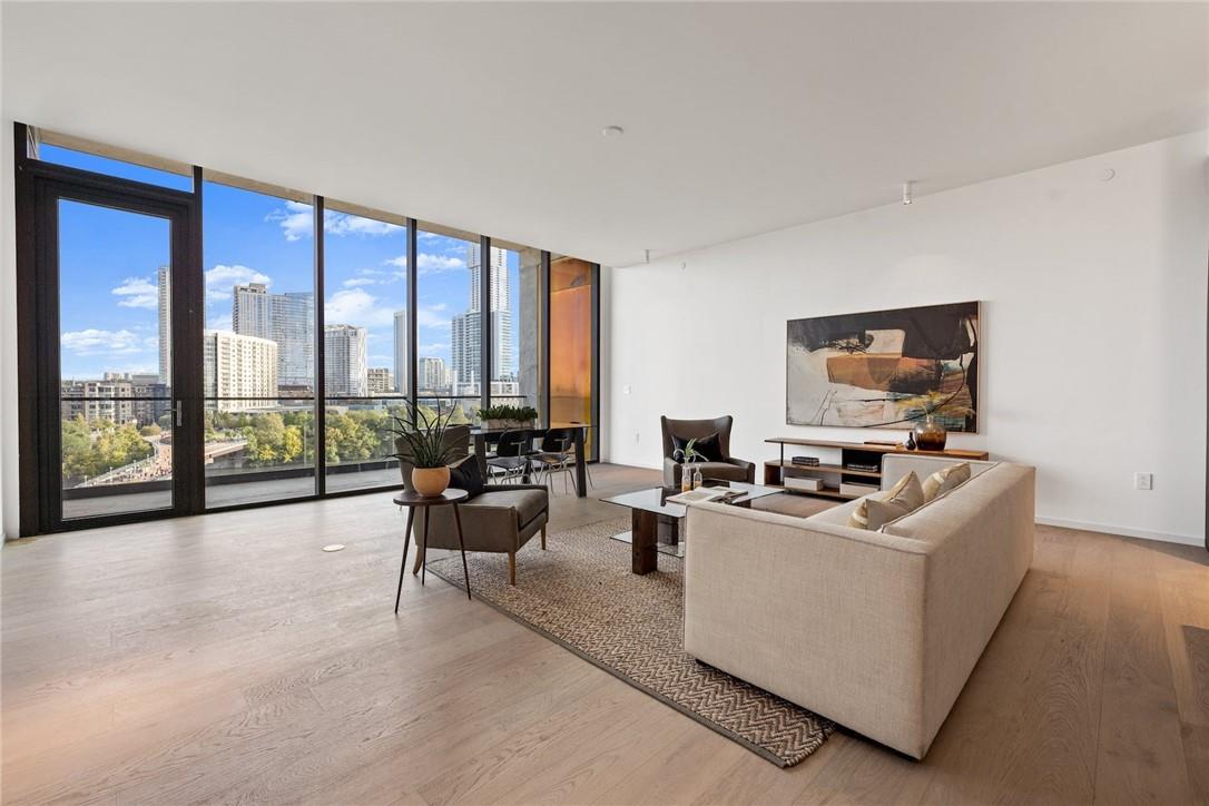 1211 W Riverside DR # 7A