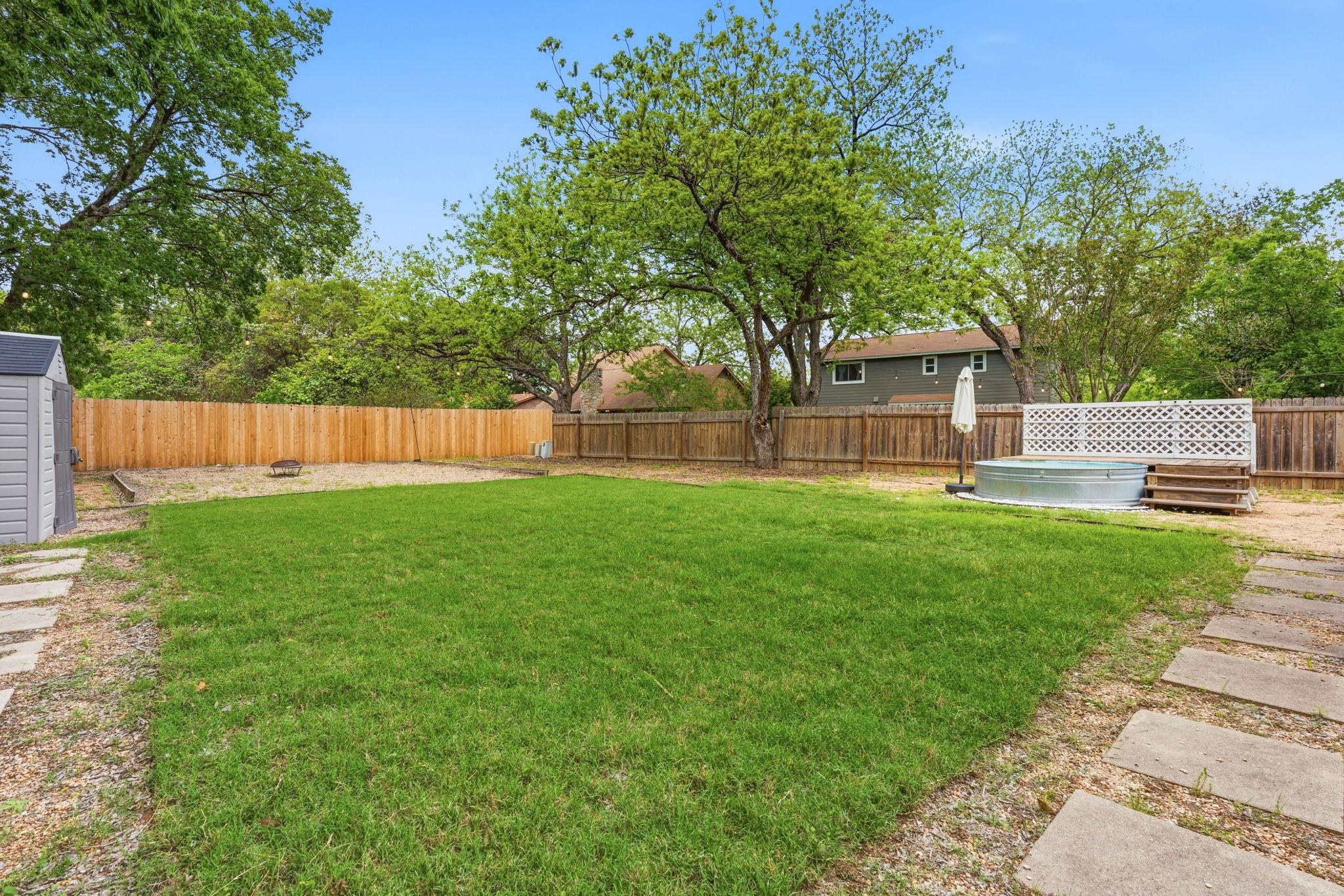 5804 Brook Valley DR