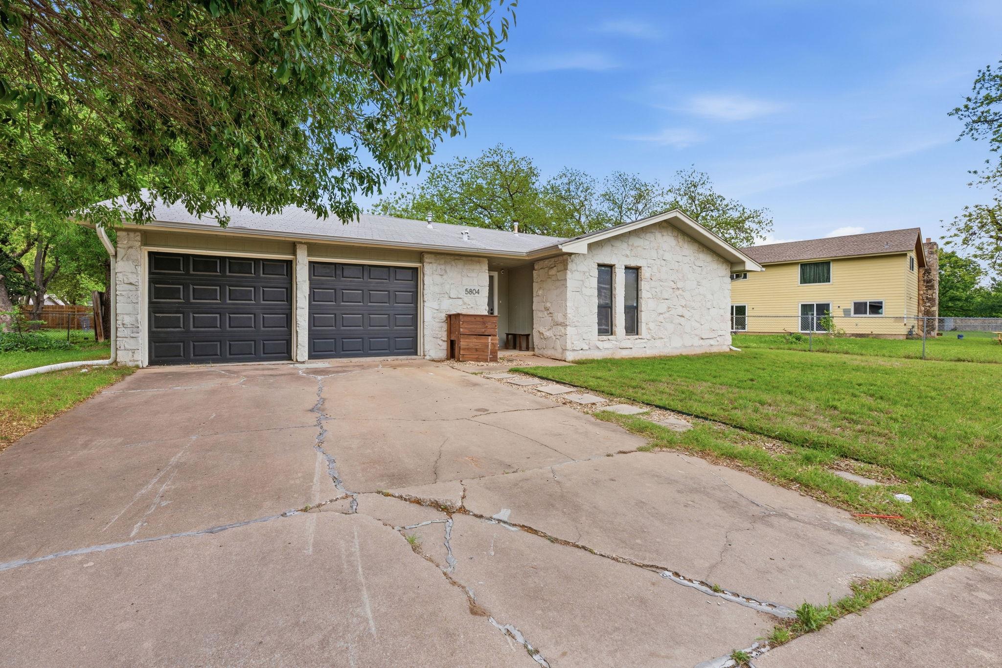 5804 Brook Valley DR