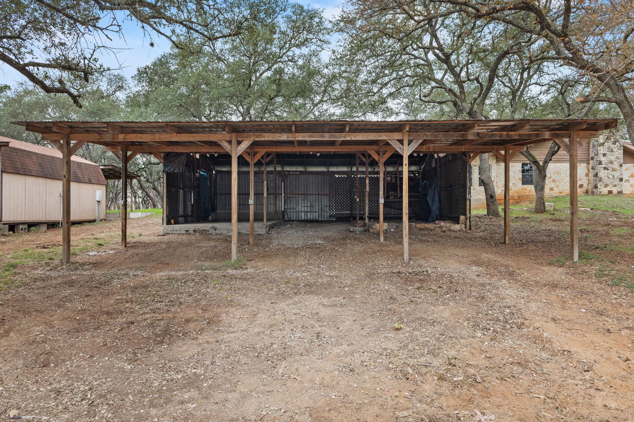 122 Winding Creek RD