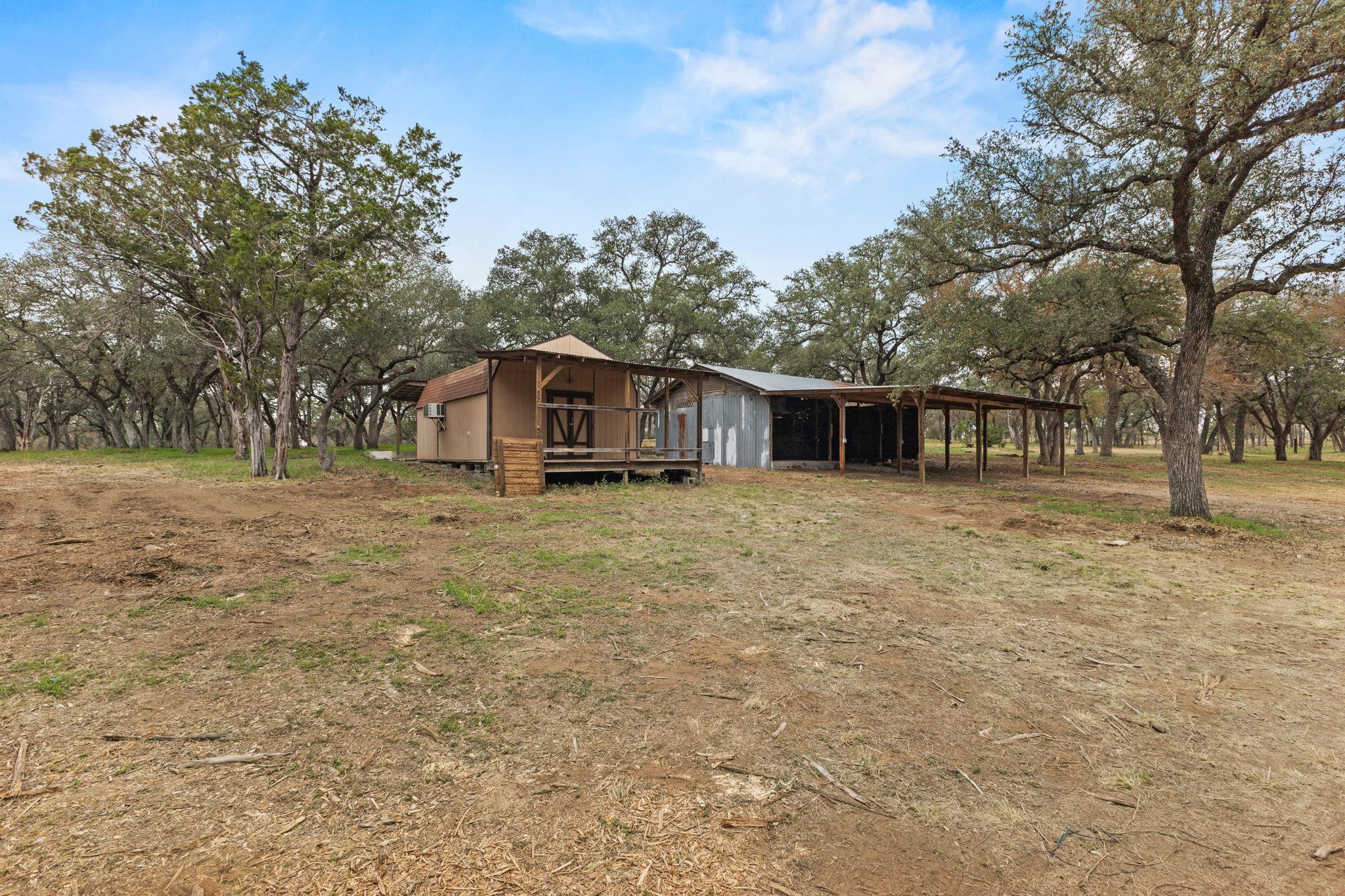 122 Winding Creek RD
