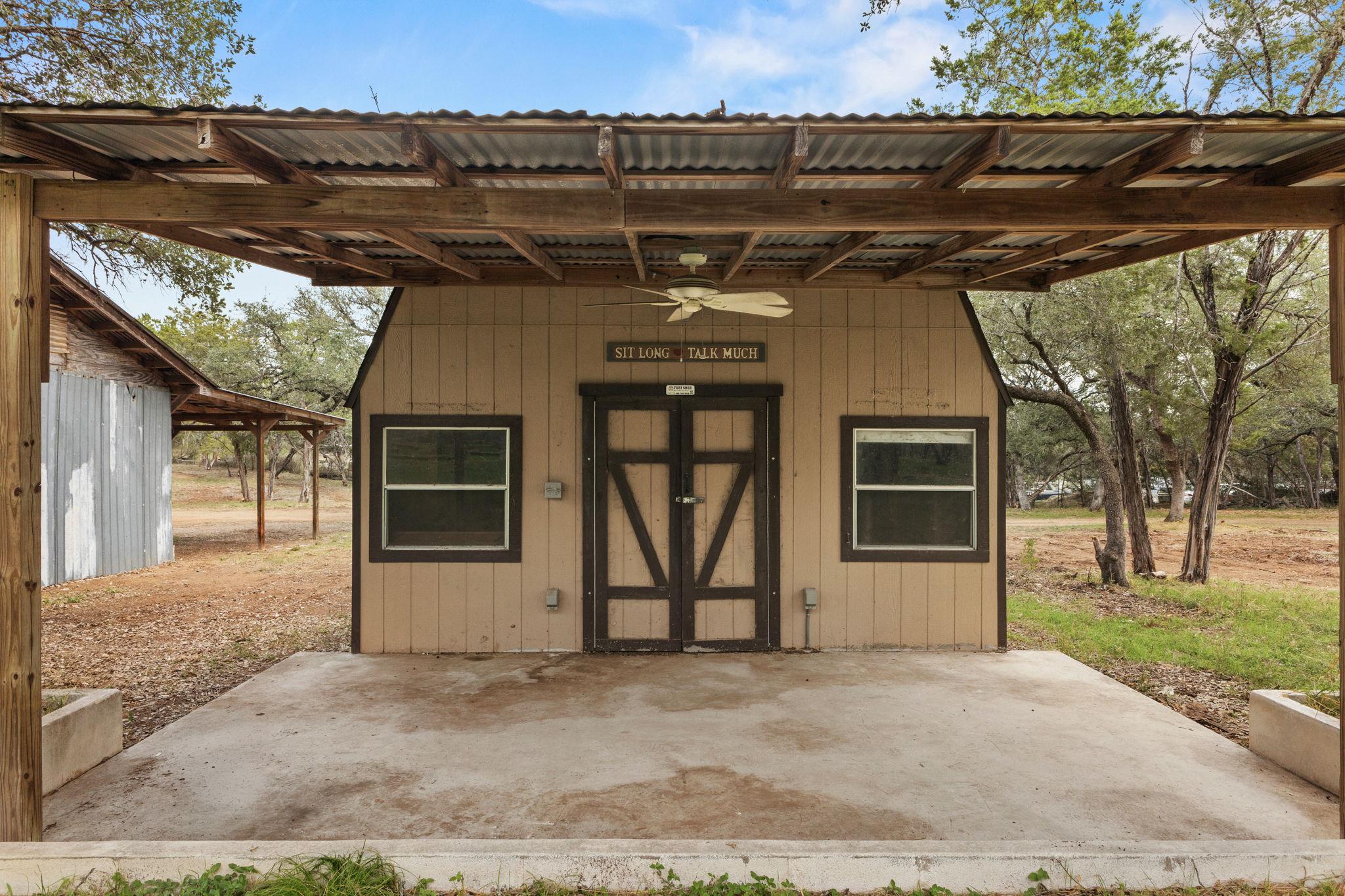 122 Winding Creek RD