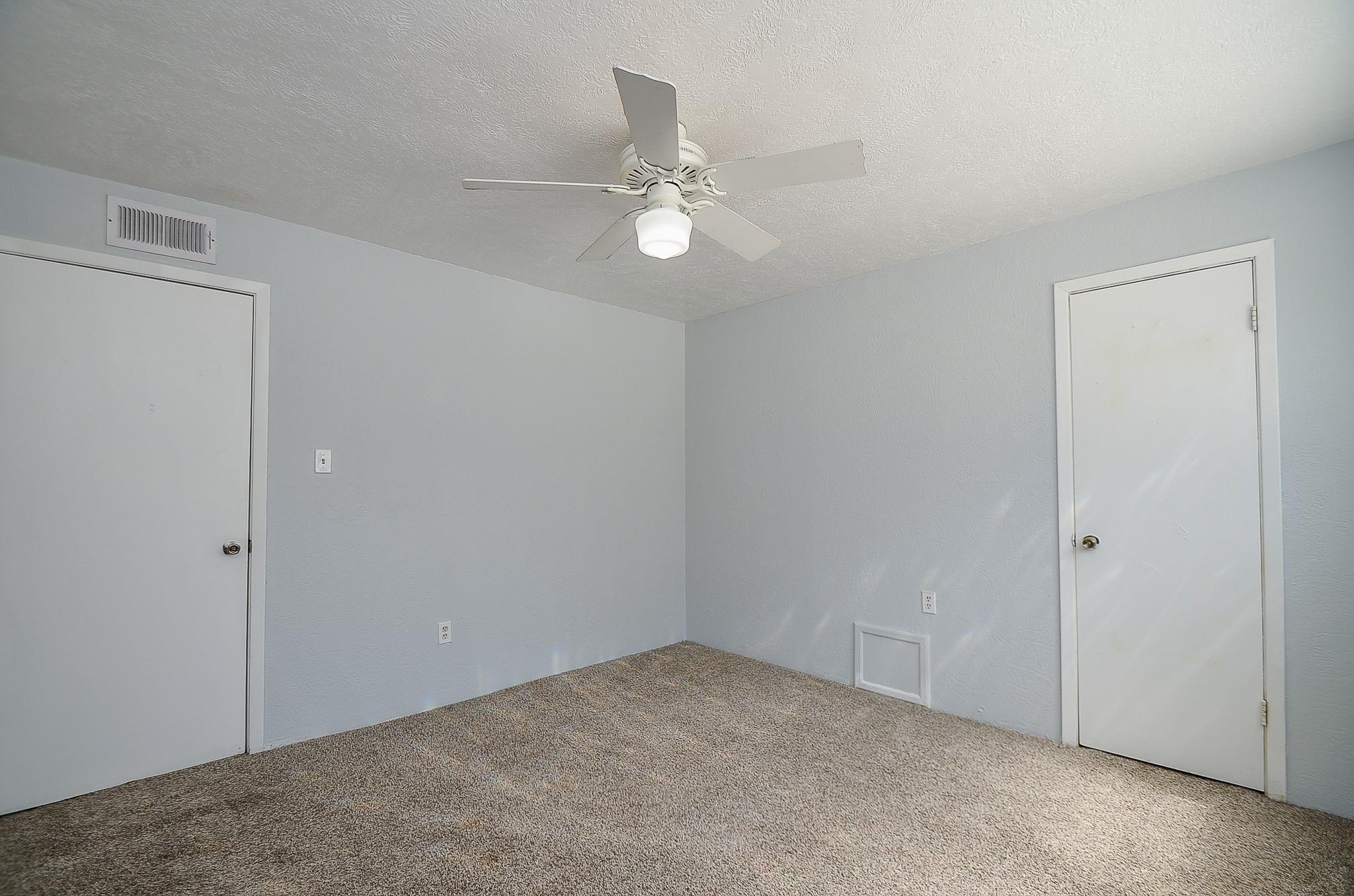 1324 Ward RD