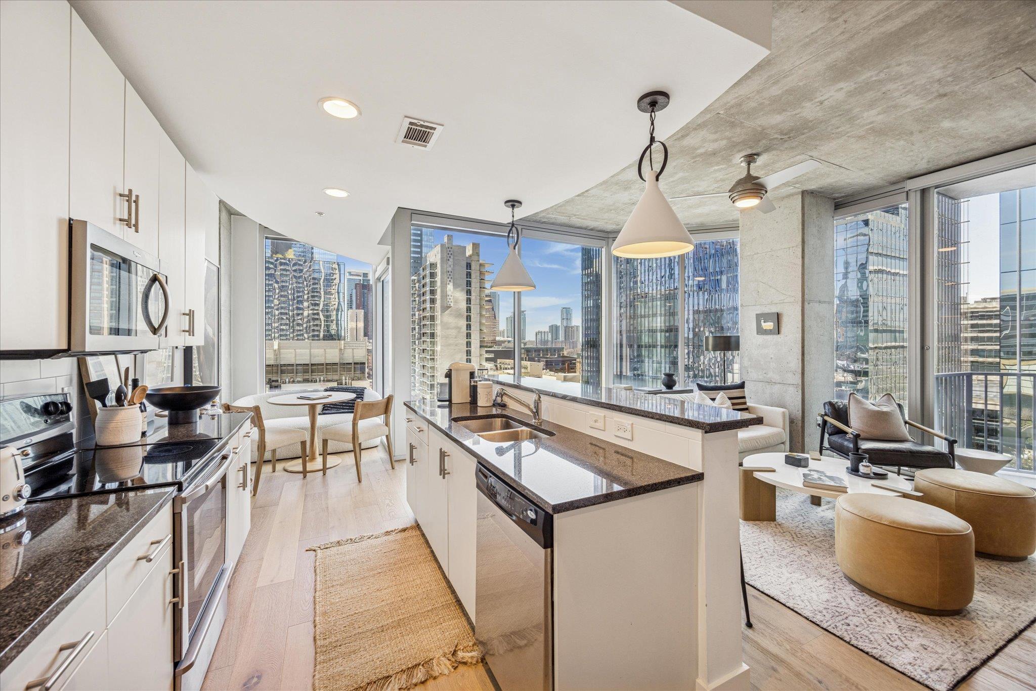 360 Nueces ST # 1001