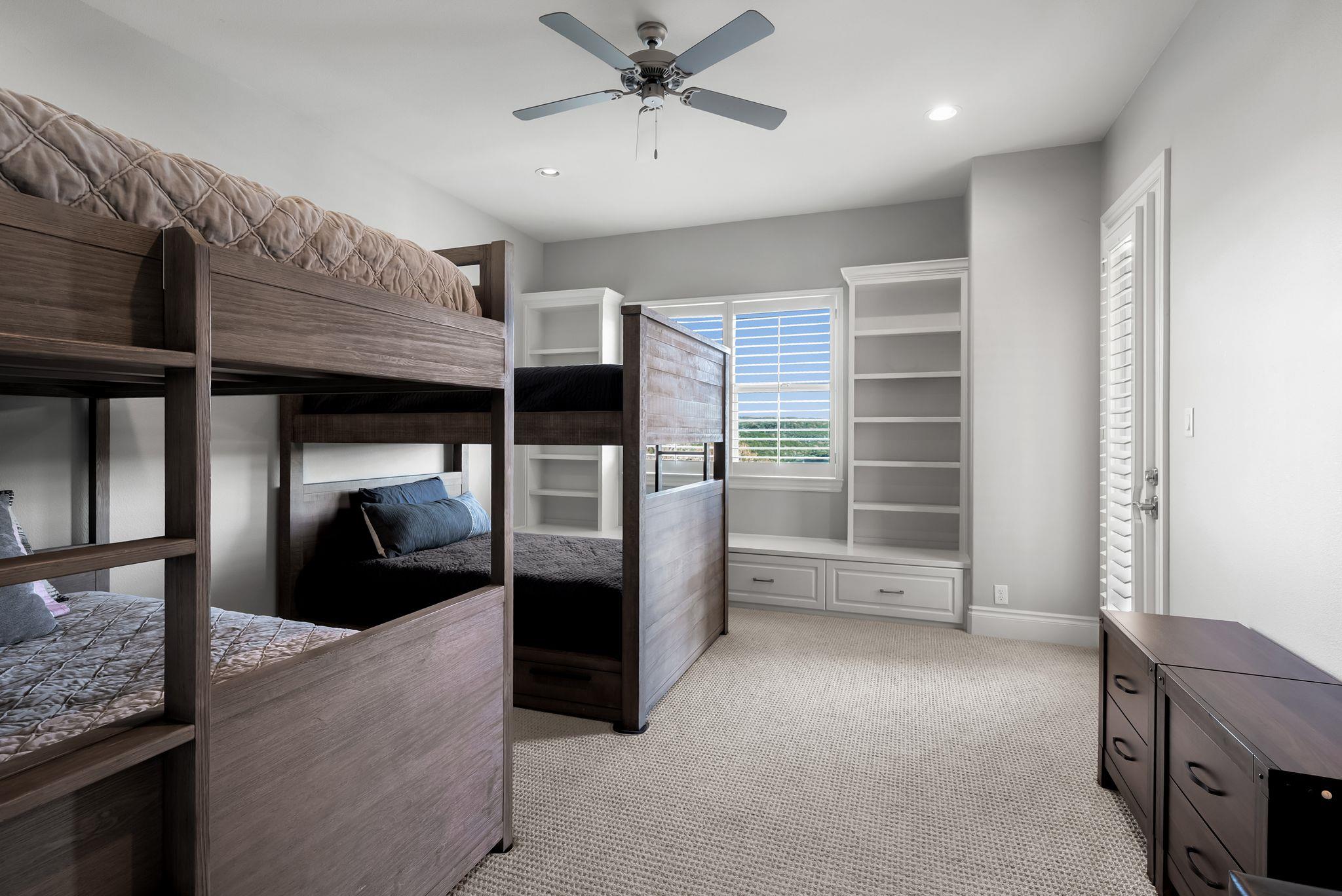 11713 Shoreview Overlook