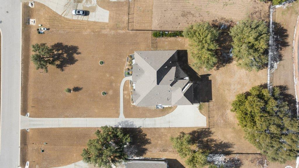 1006 Woodpark LN