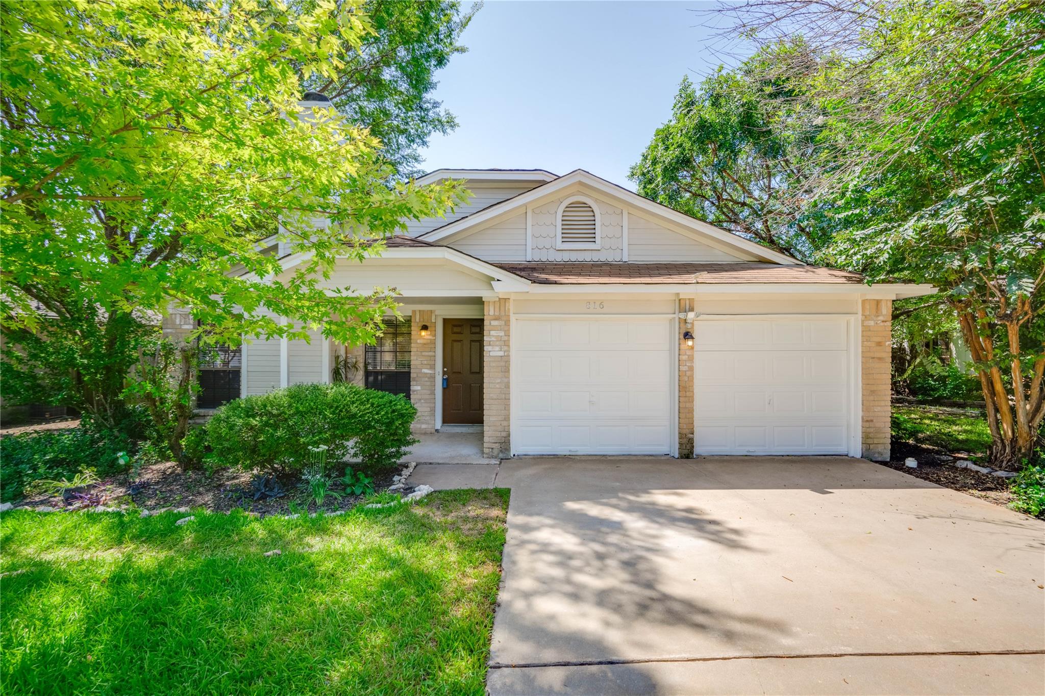 816 Russet Valley DR