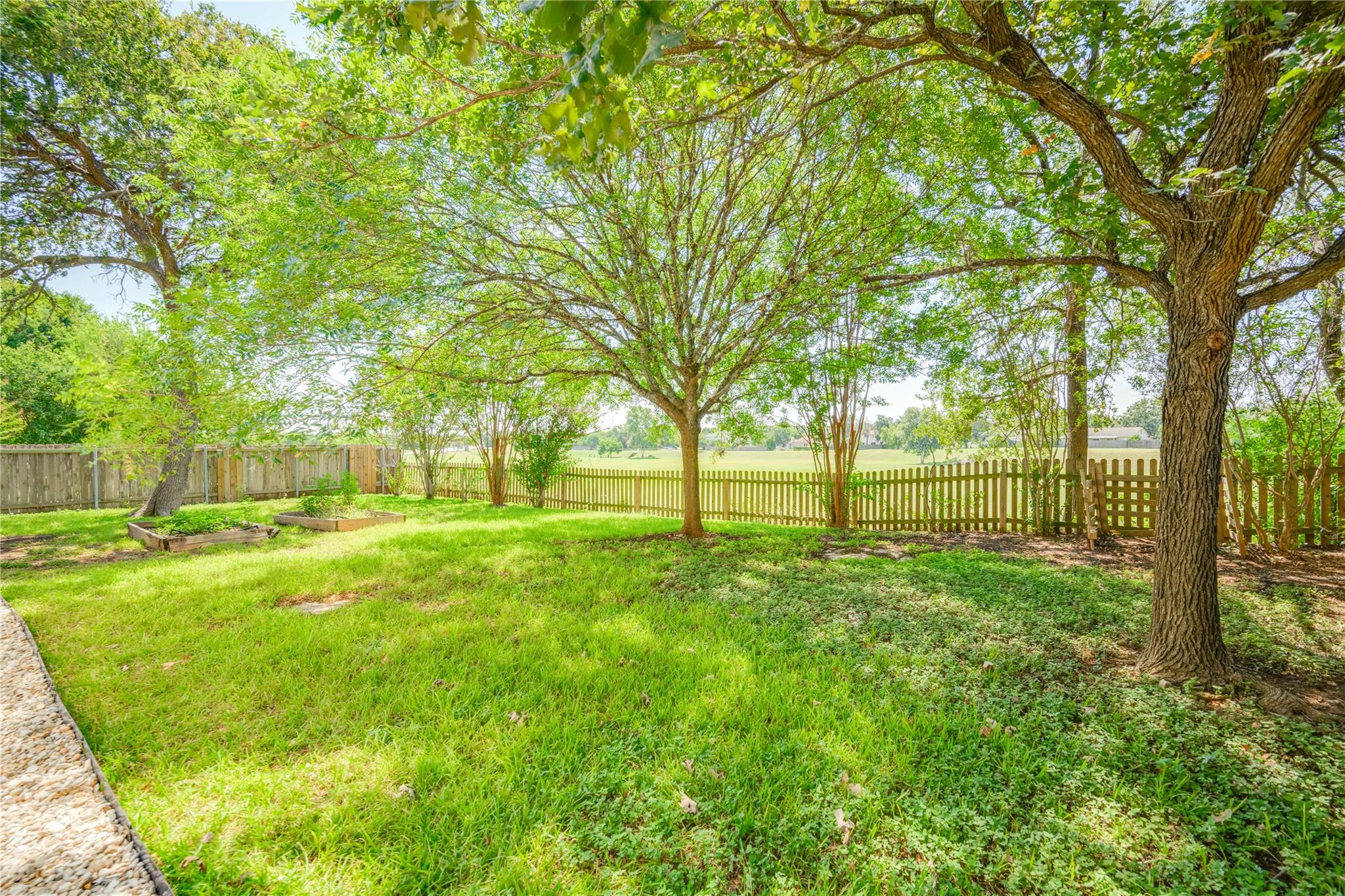 816 Russet Valley DR