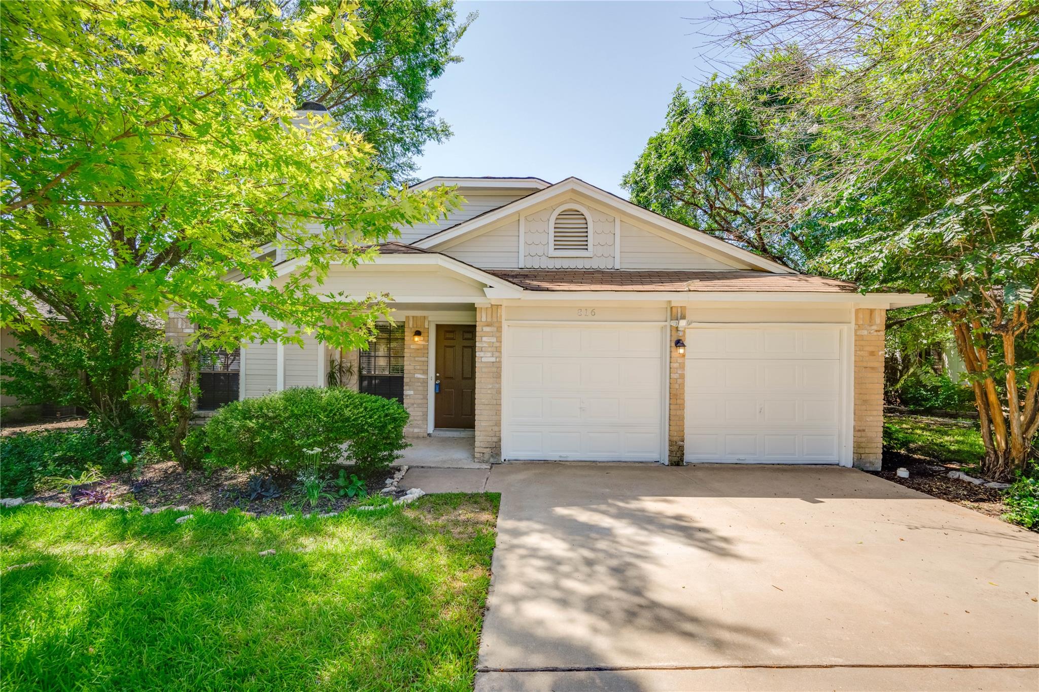 816 Russet Valley DR