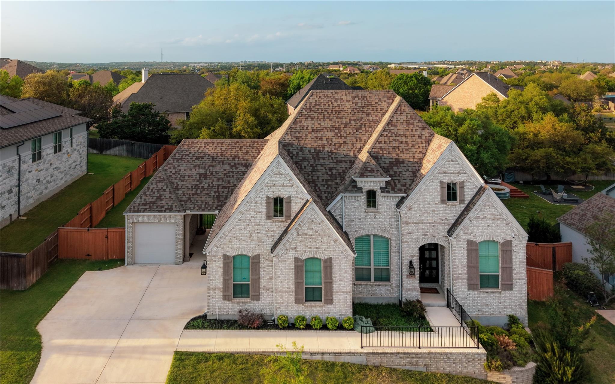 236 Egret LN