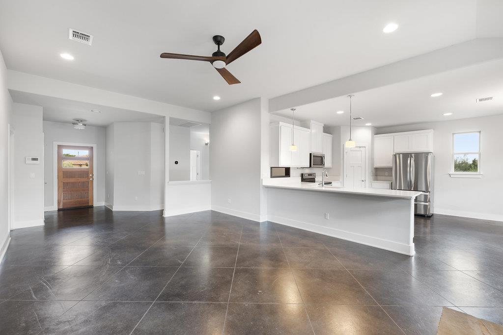 10006 George Hill DR, Dripping Springs