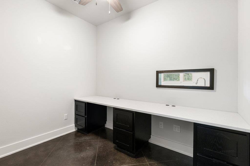 10006 George Hill DR, Dripping Springs