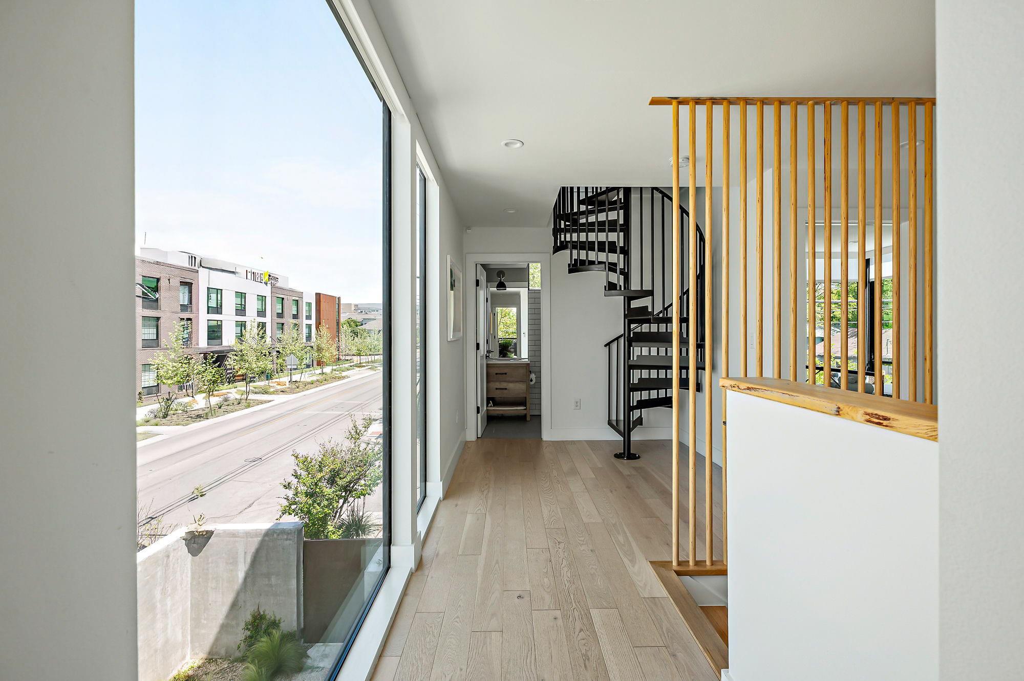 2201 Santa Rosa ST