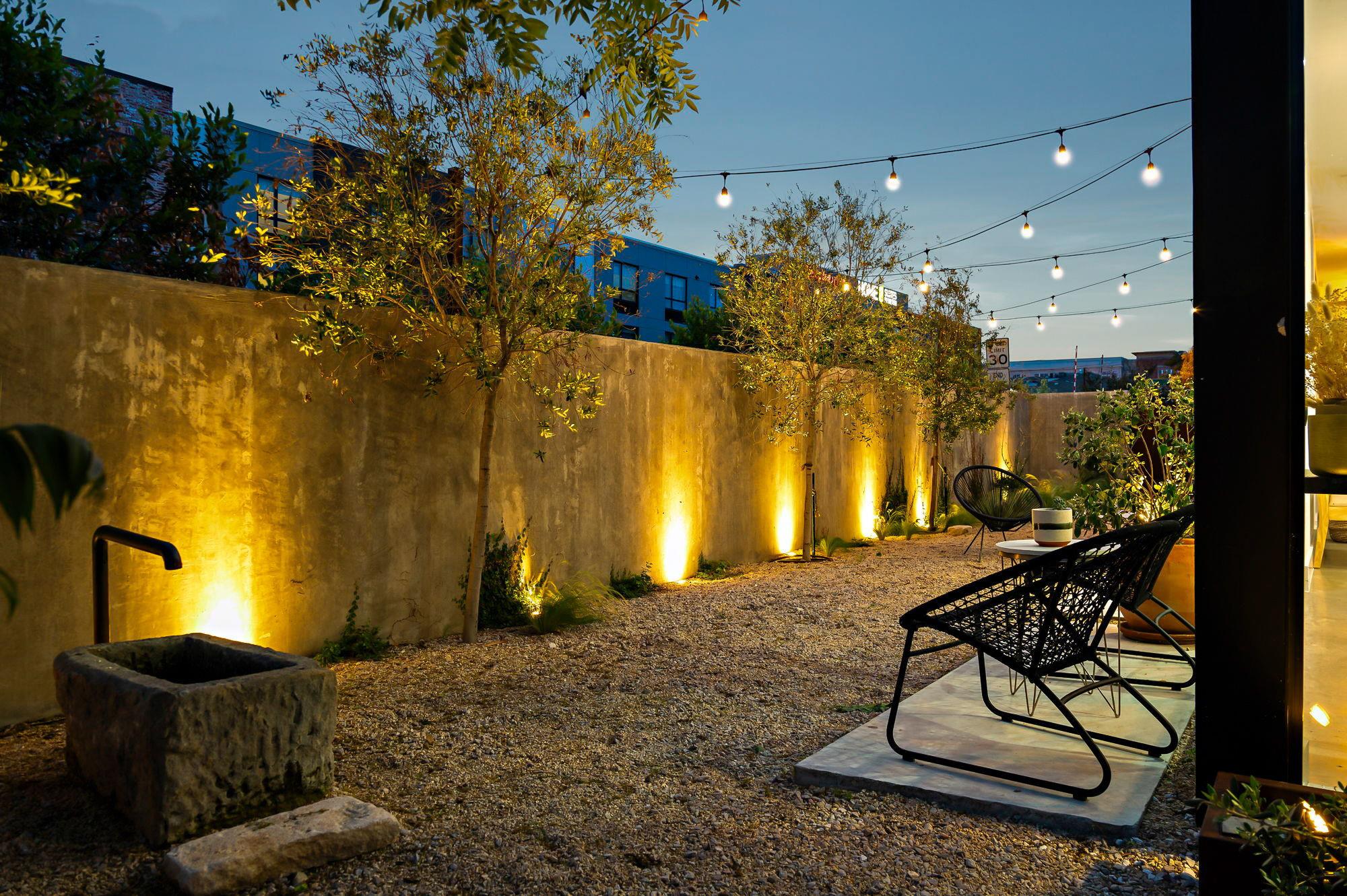 2201 Santa Rosa ST