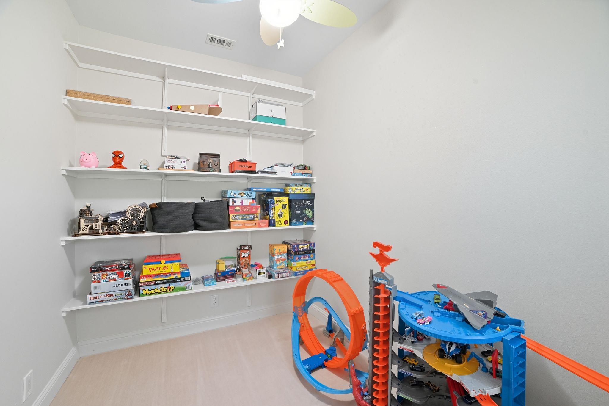500 Konstanty CIR