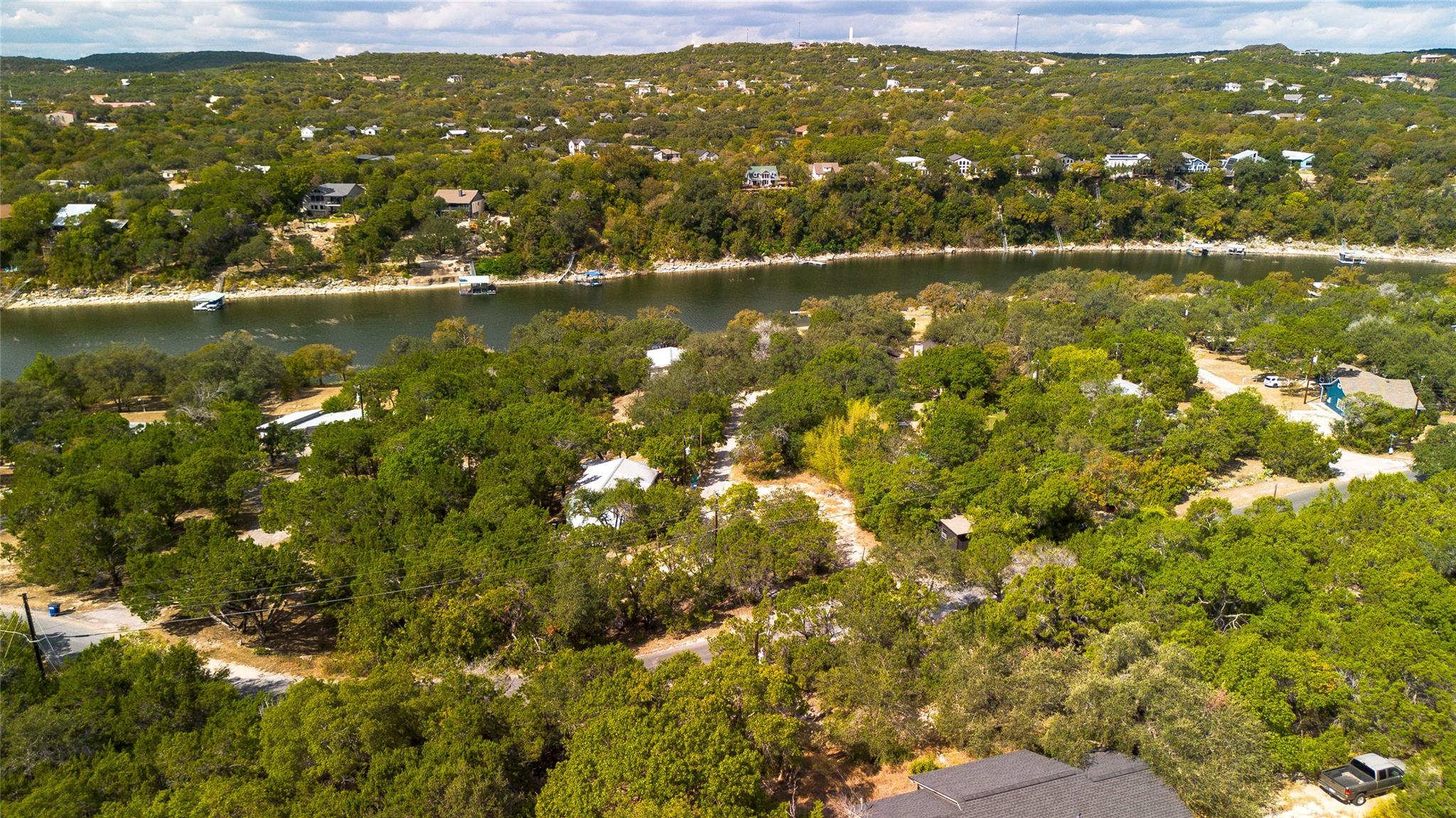 11104 Beach RD