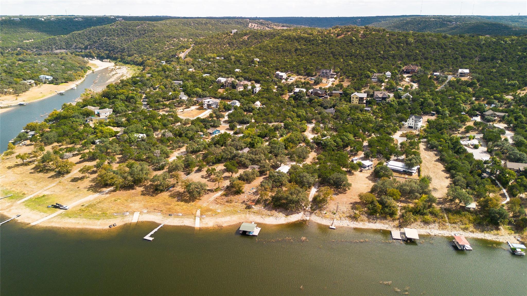 11104 Beach RD