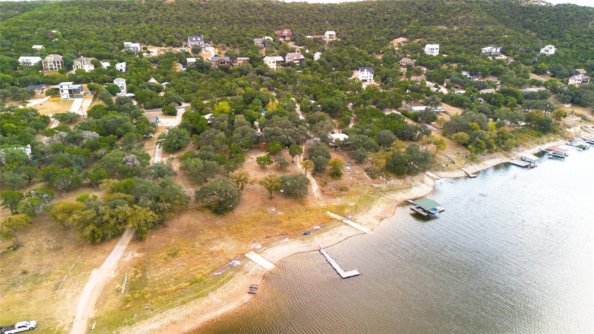 11104 Beach RD