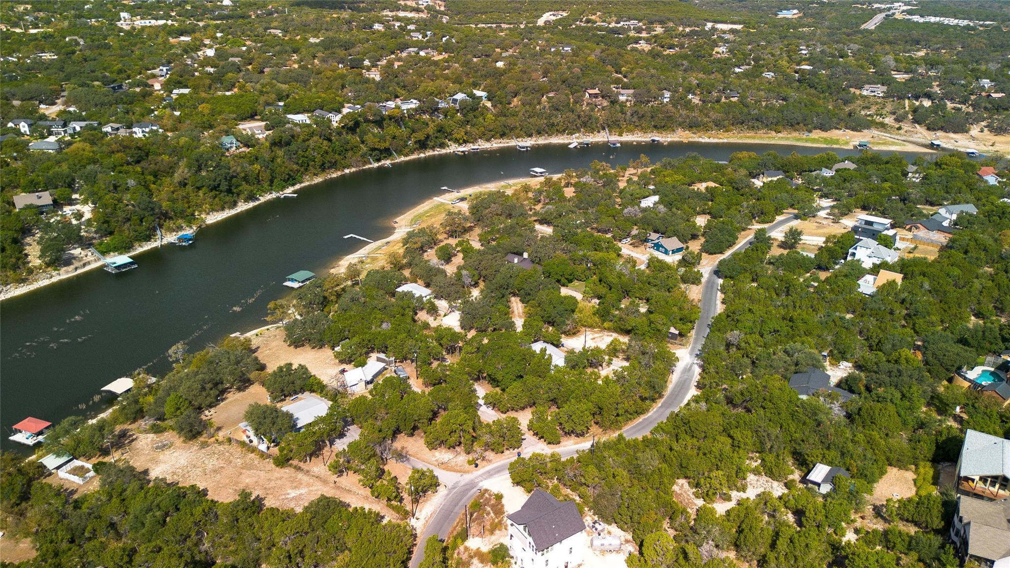 11104 Beach RD