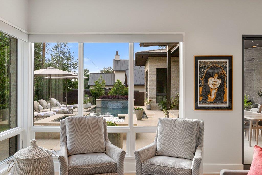 4703 Timberline DR