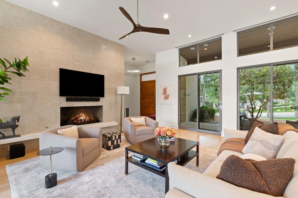 4703 Timberline DR