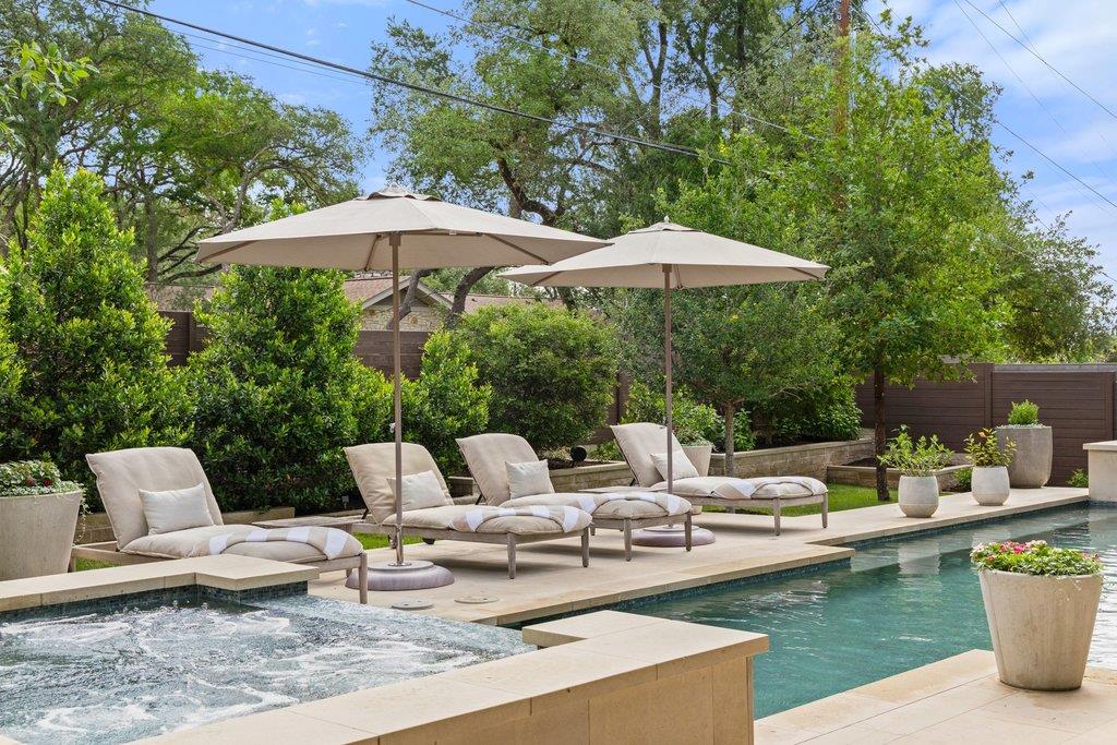 4703 Timberline DR