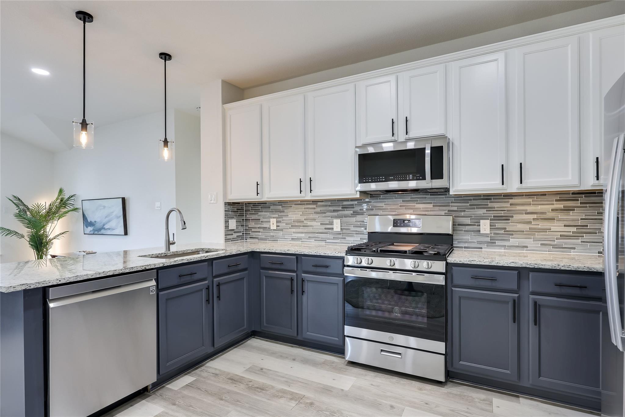 1900 Scofield Ridge PKWY # 501