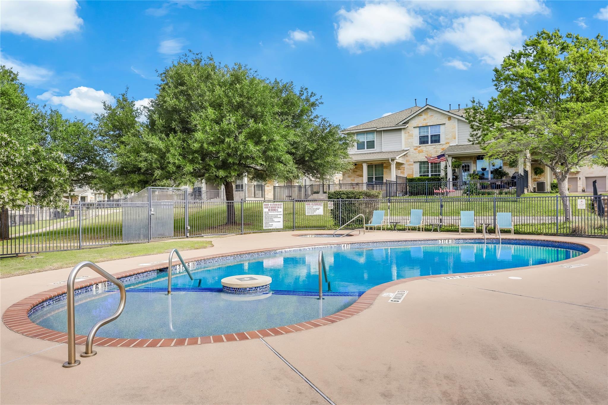 1900 Scofield Ridge PKWY # 501