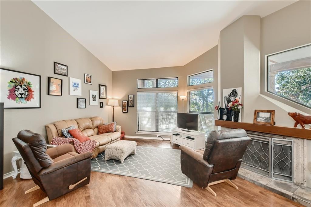 300 San Gabriel Village BLVD # 424