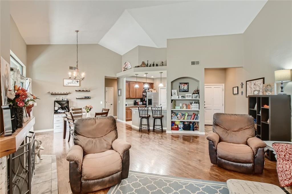 300 San Gabriel Village BLVD # 424