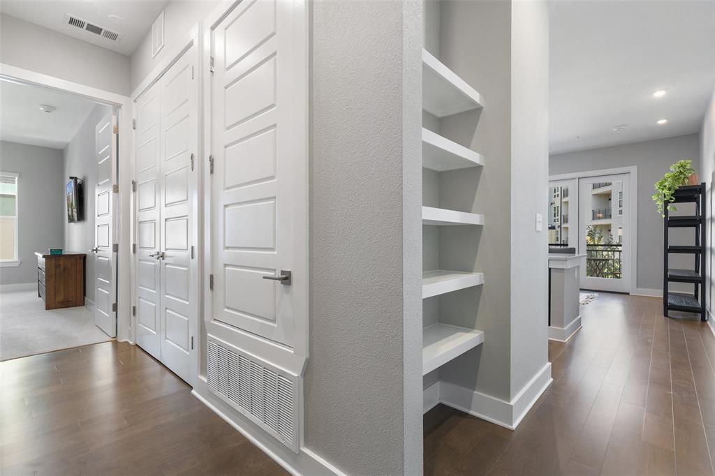 4501 Jackson Ave # 5204