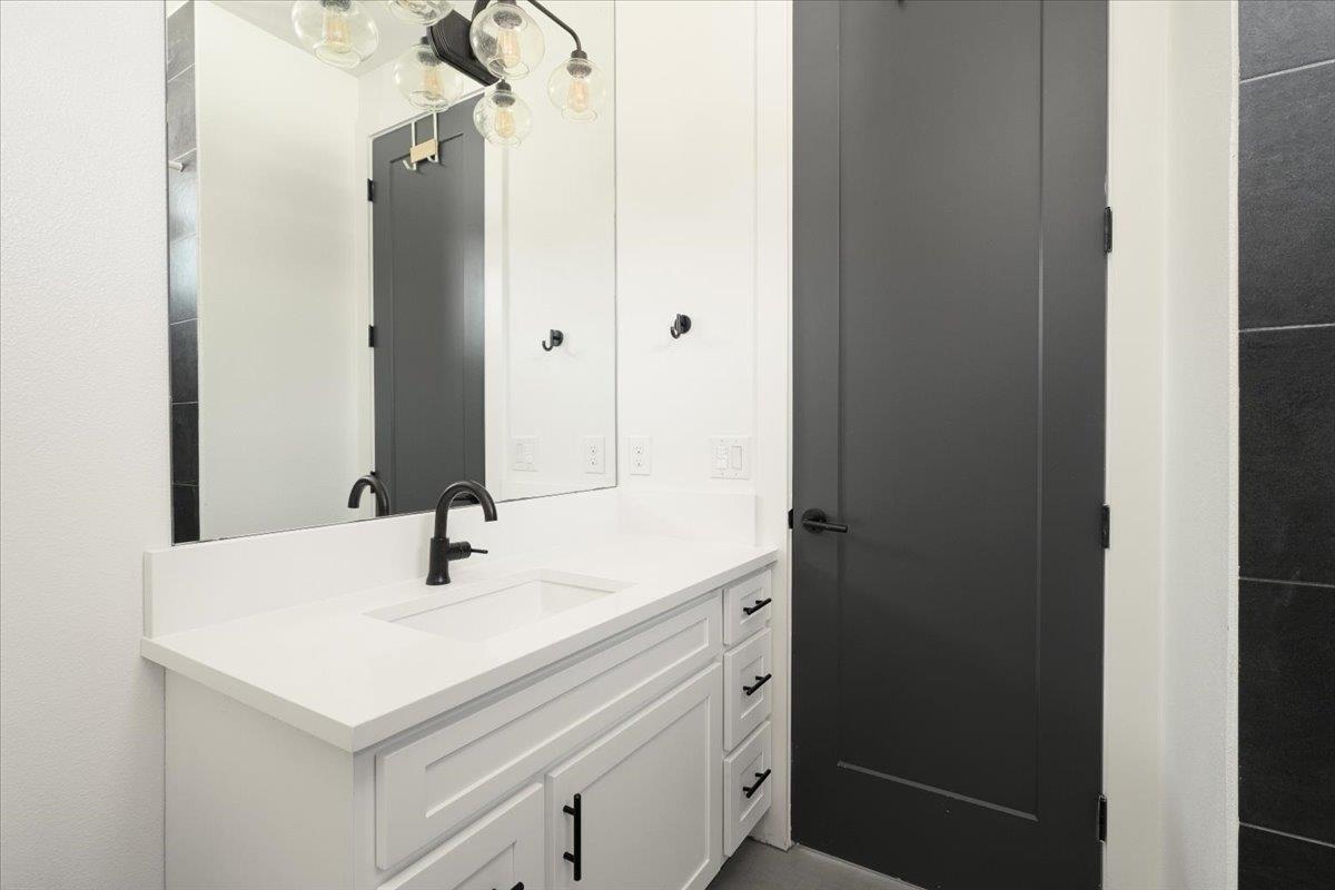 3700 Clawson RD # 301