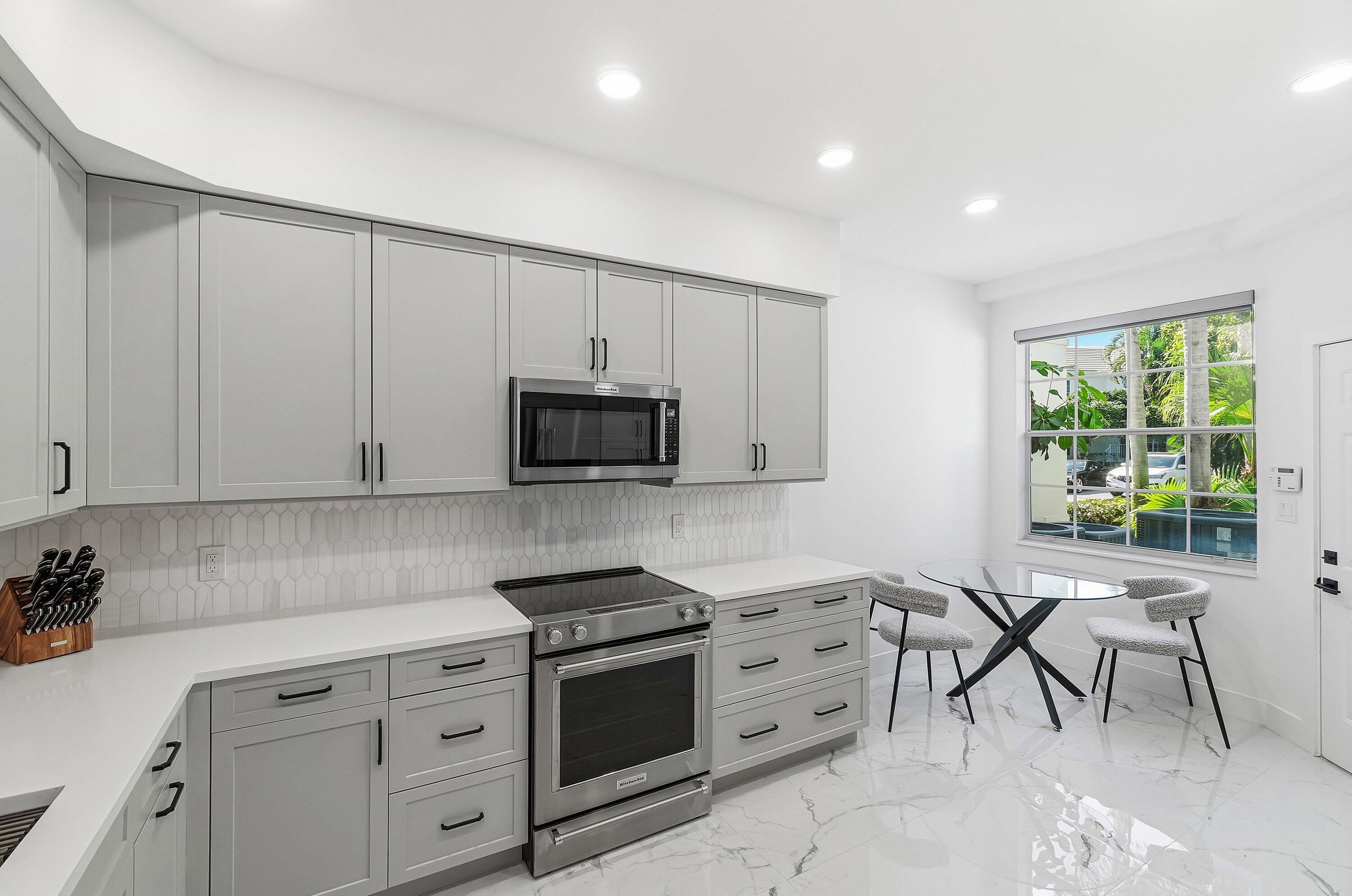 5082 Lake Catalina Drive A