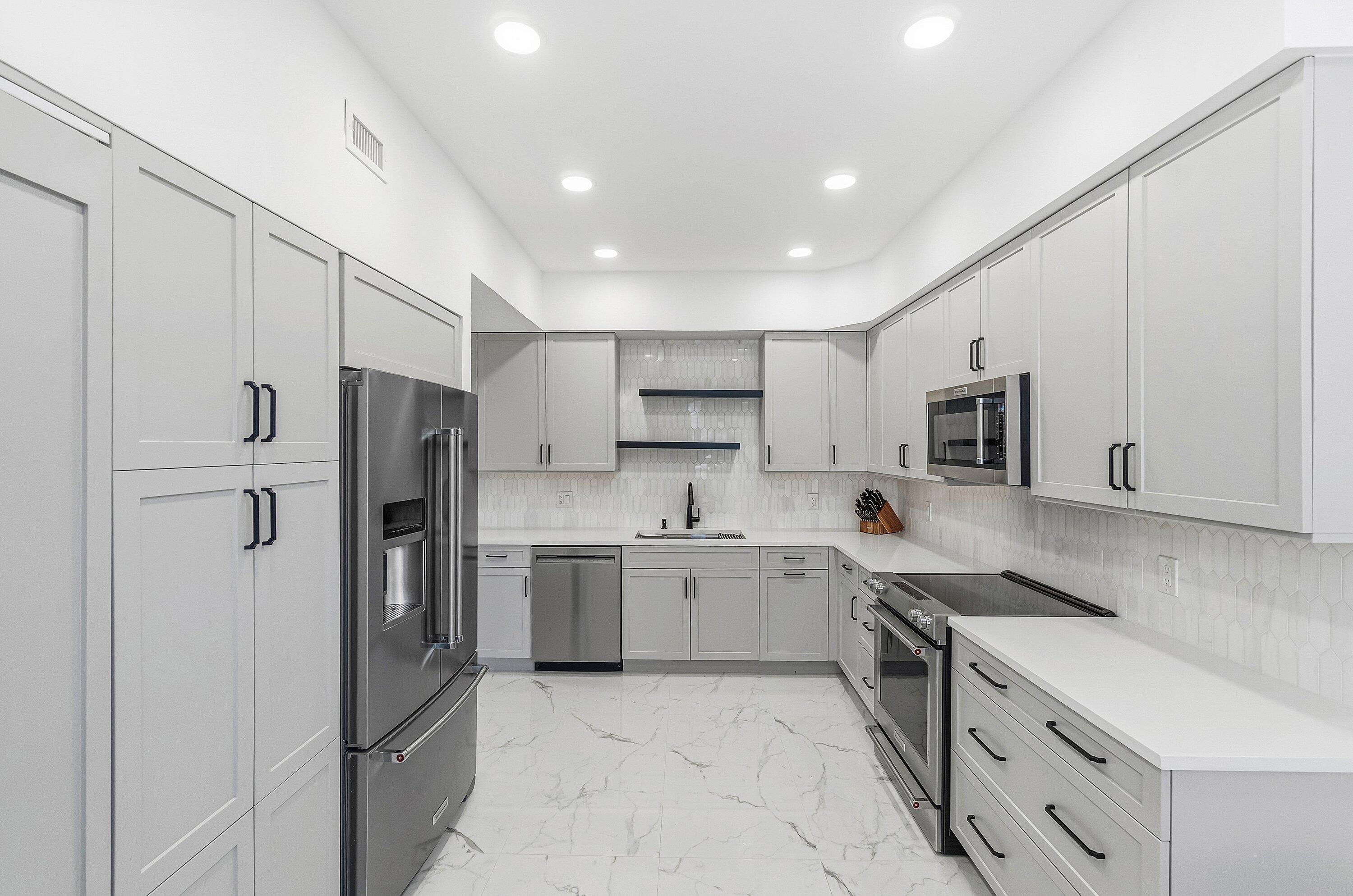 5082 Lake Catalina Drive A