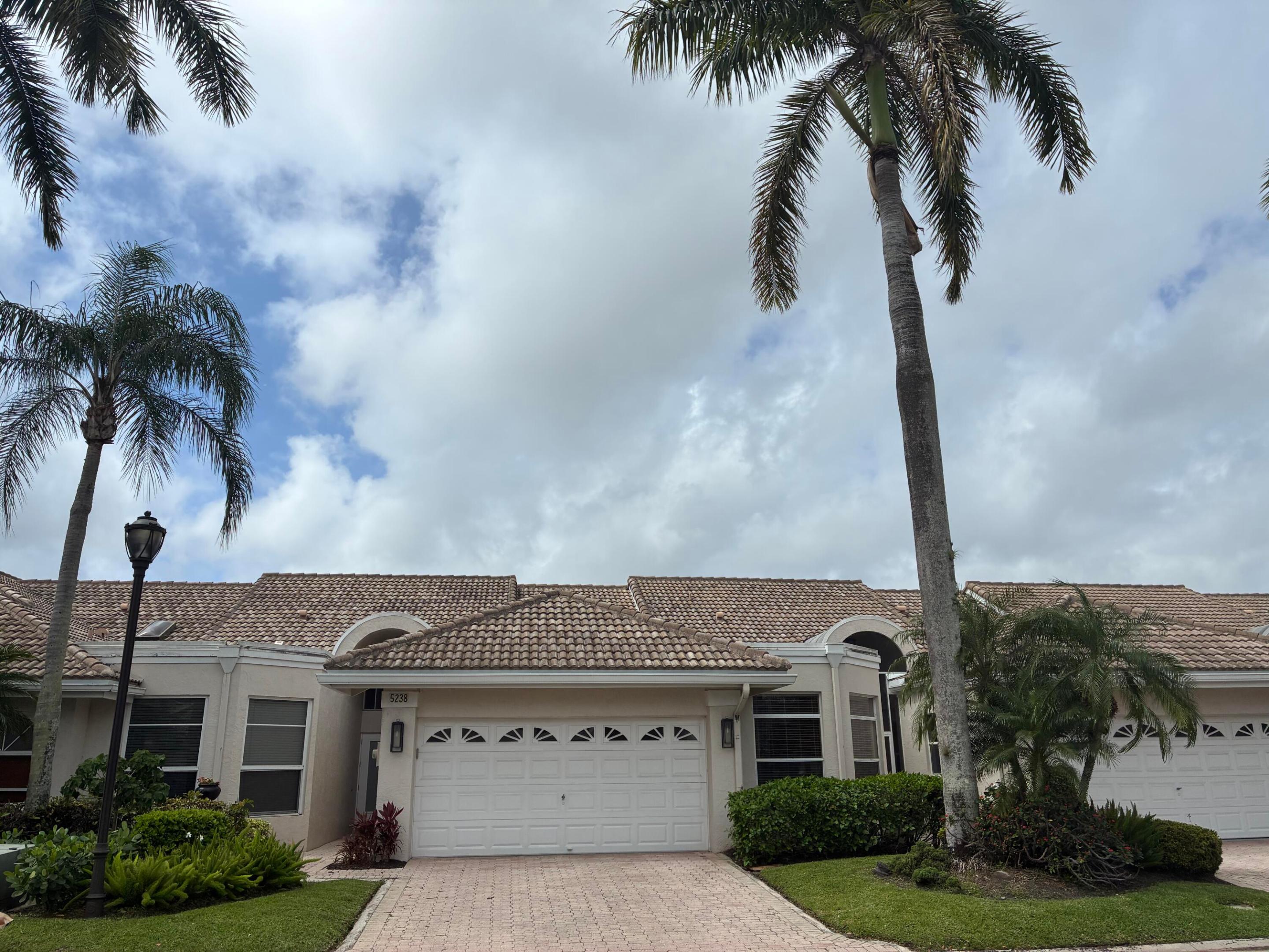 5238 Windsor Parke Drive