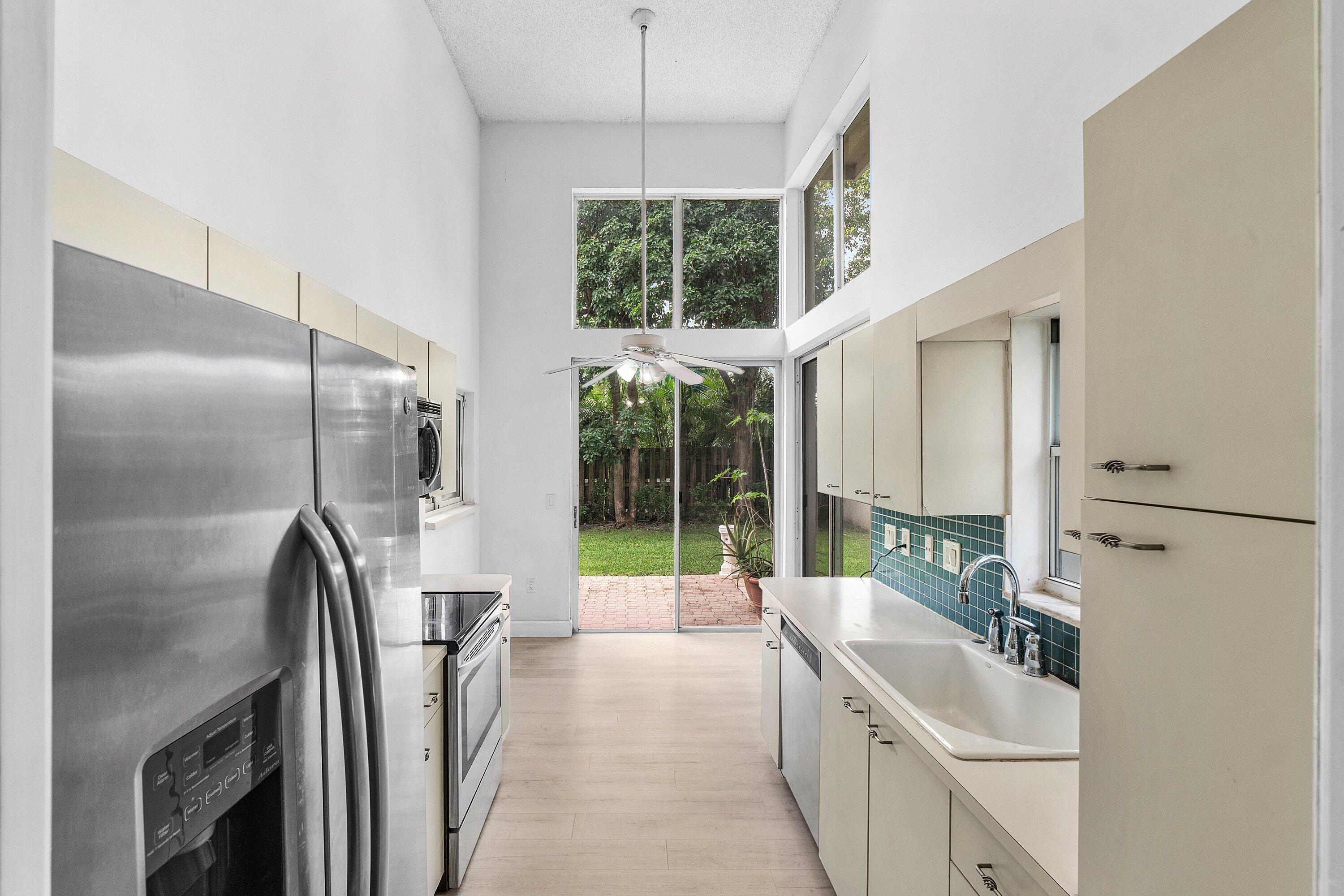 5106 Windsor Parke Drive