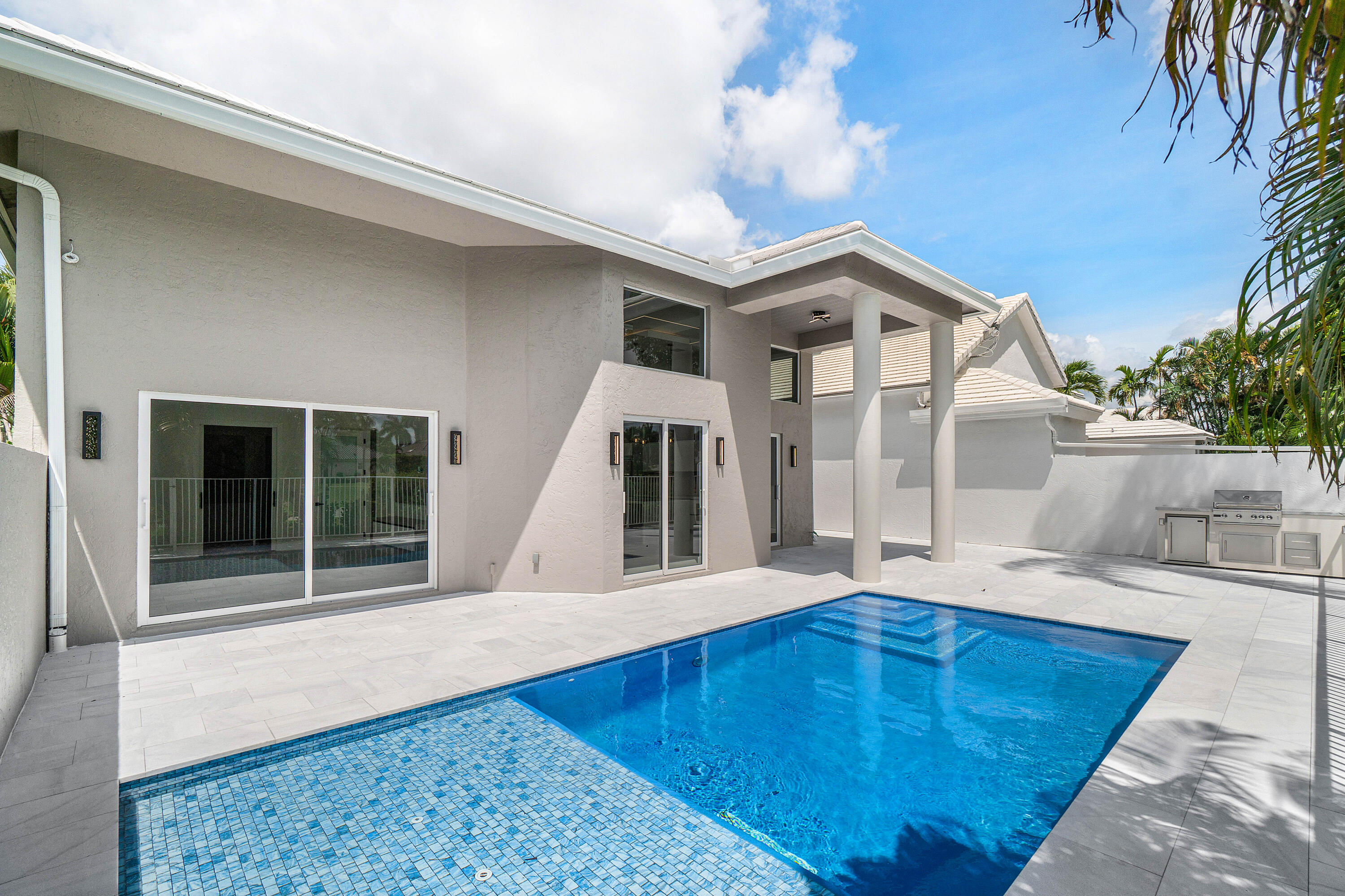 16800 Colchester Court
